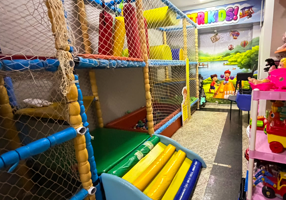 STRIKIDS-2